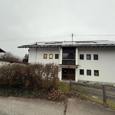 Lägenhet Eschenlohe, Balcony With Mountain Views *