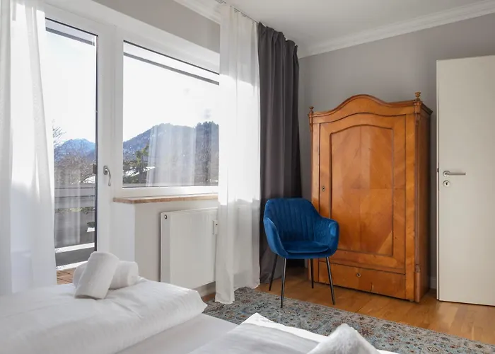 Eschenlohe, Balcony With Mountain Views Lägenhet
