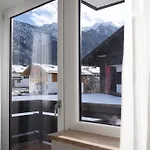 Eschenlohe, Balcony With Mountain Views