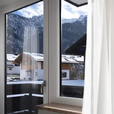 Eschenlohe, Balcony With Mountain Views 公寓 *