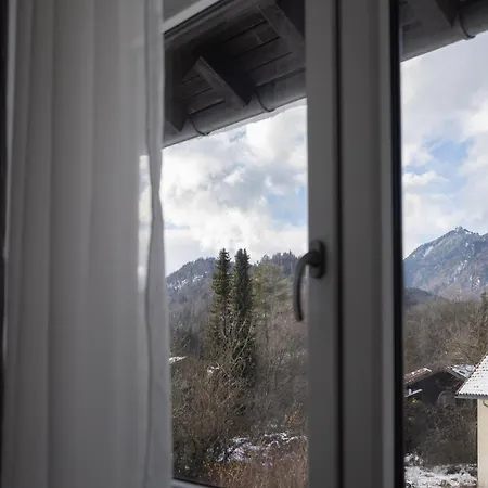 Eschenlohe, Balcony With Mountain Views *