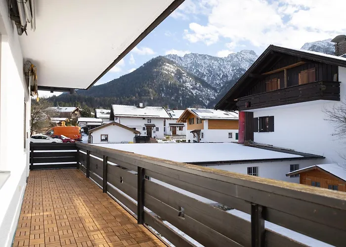 公寓 Eschenlohe, Balcony With Mountain Views *